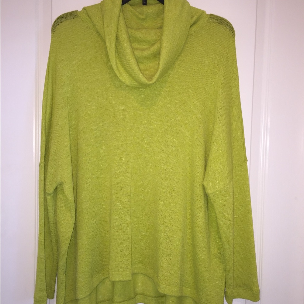 Thin cowl-neck sweater